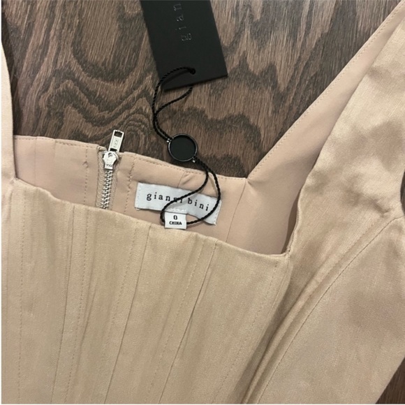 NWT Gianni Bini Beige Two-Piece Set size 0 - Picture 8 of 9